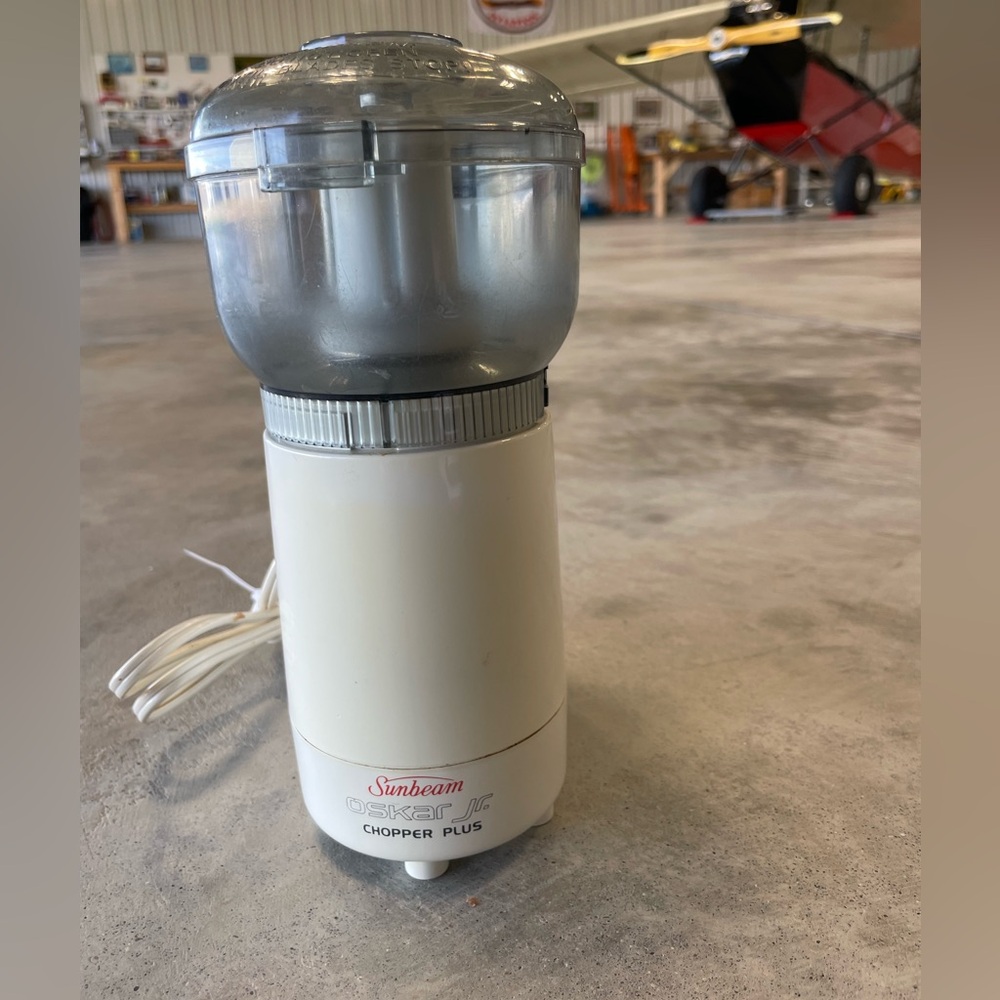 Sunbeam Oskar Jr Chopper Plus Food Processor White Model 14131 130W Mini Chopper